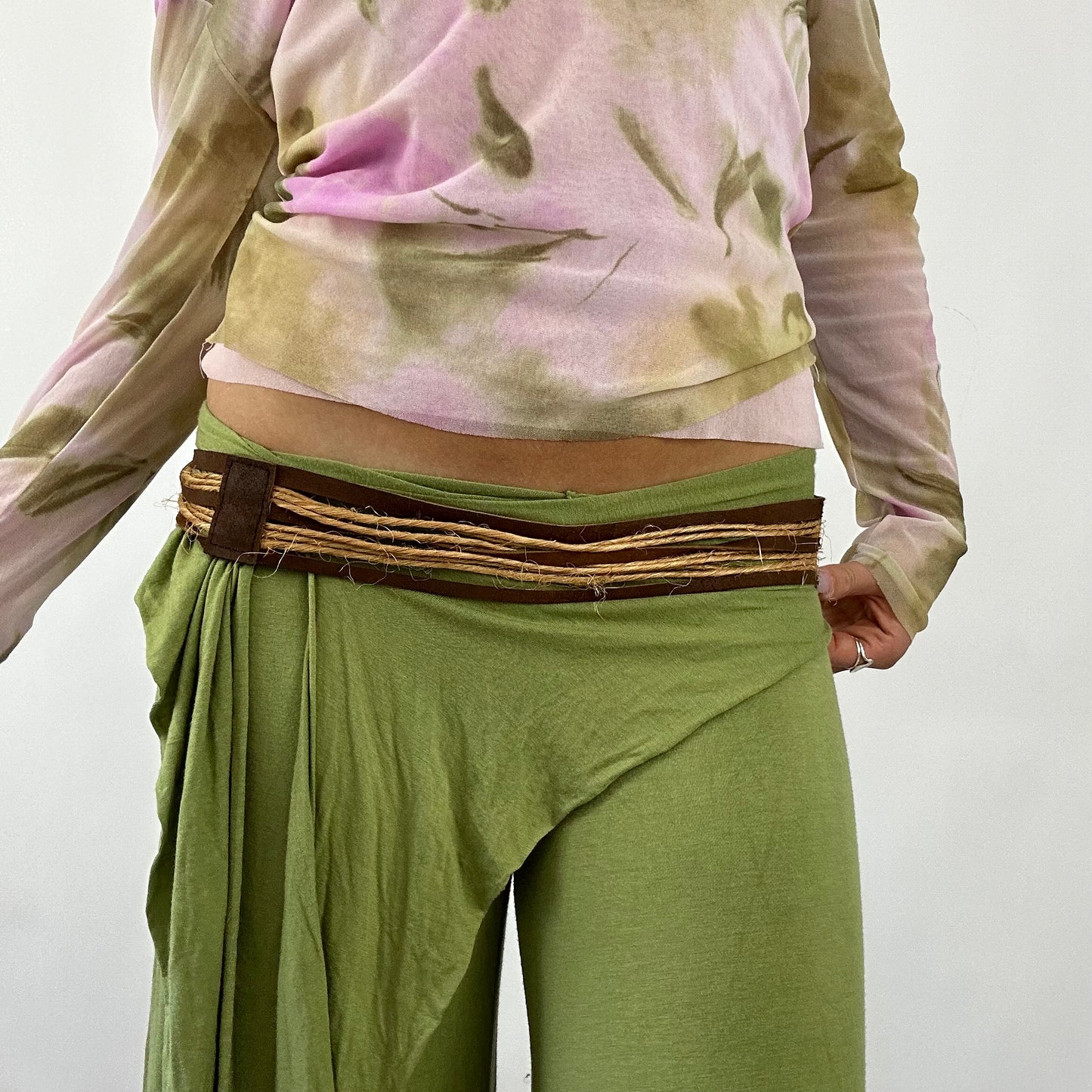 💚 BOHO GIRL DROP | brown string belt