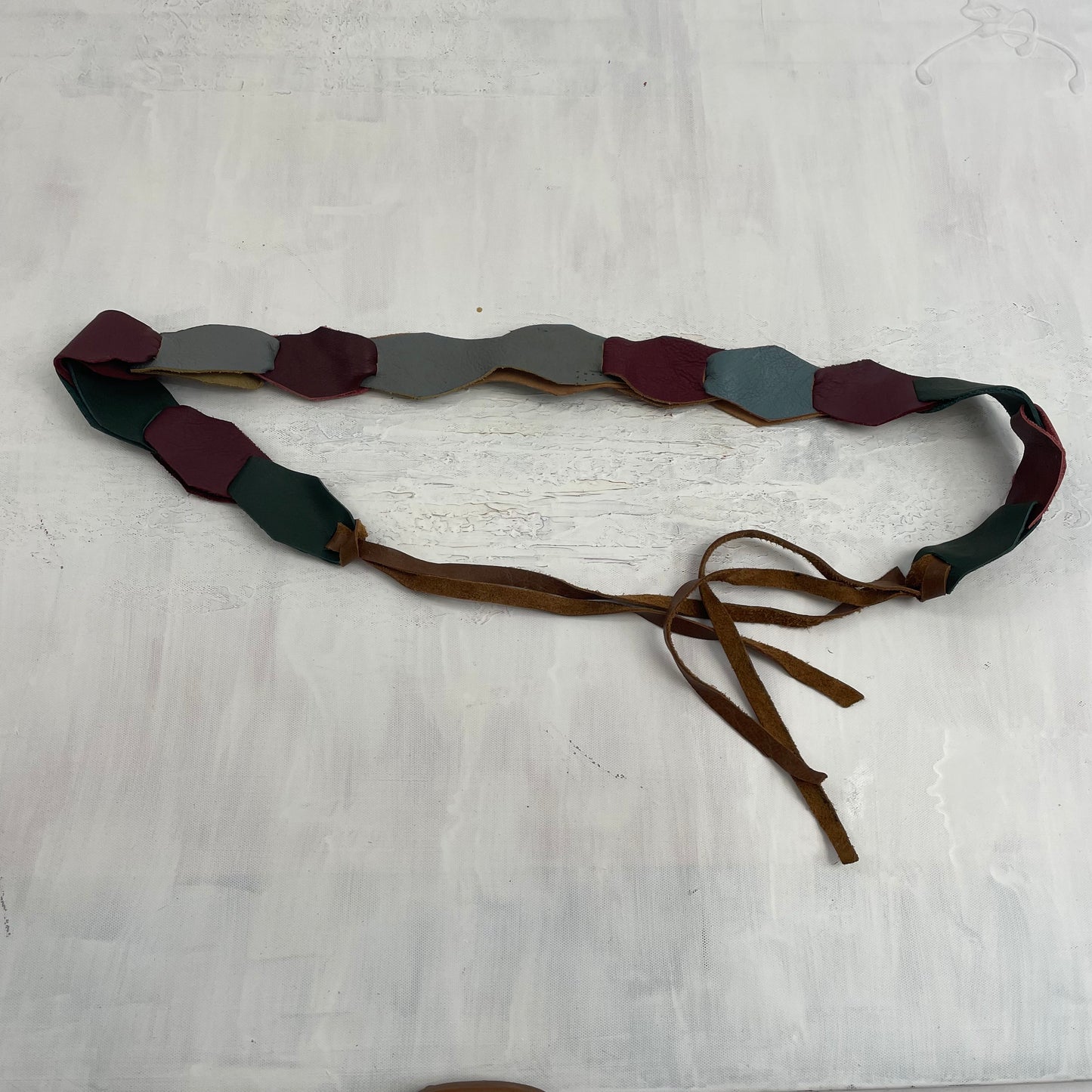 FESTIVAL DROP | colourful shape belt with tassels