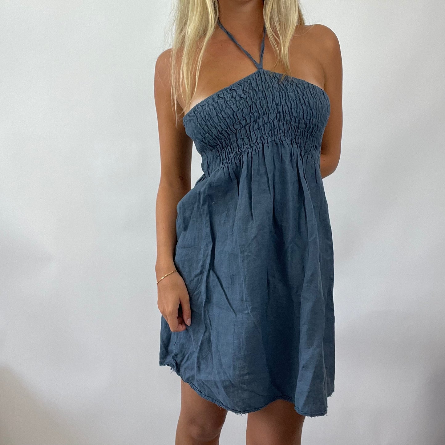 💚 💻 EUROPEAN SUMMER DROP | small blue ruched dress with halterneck straps