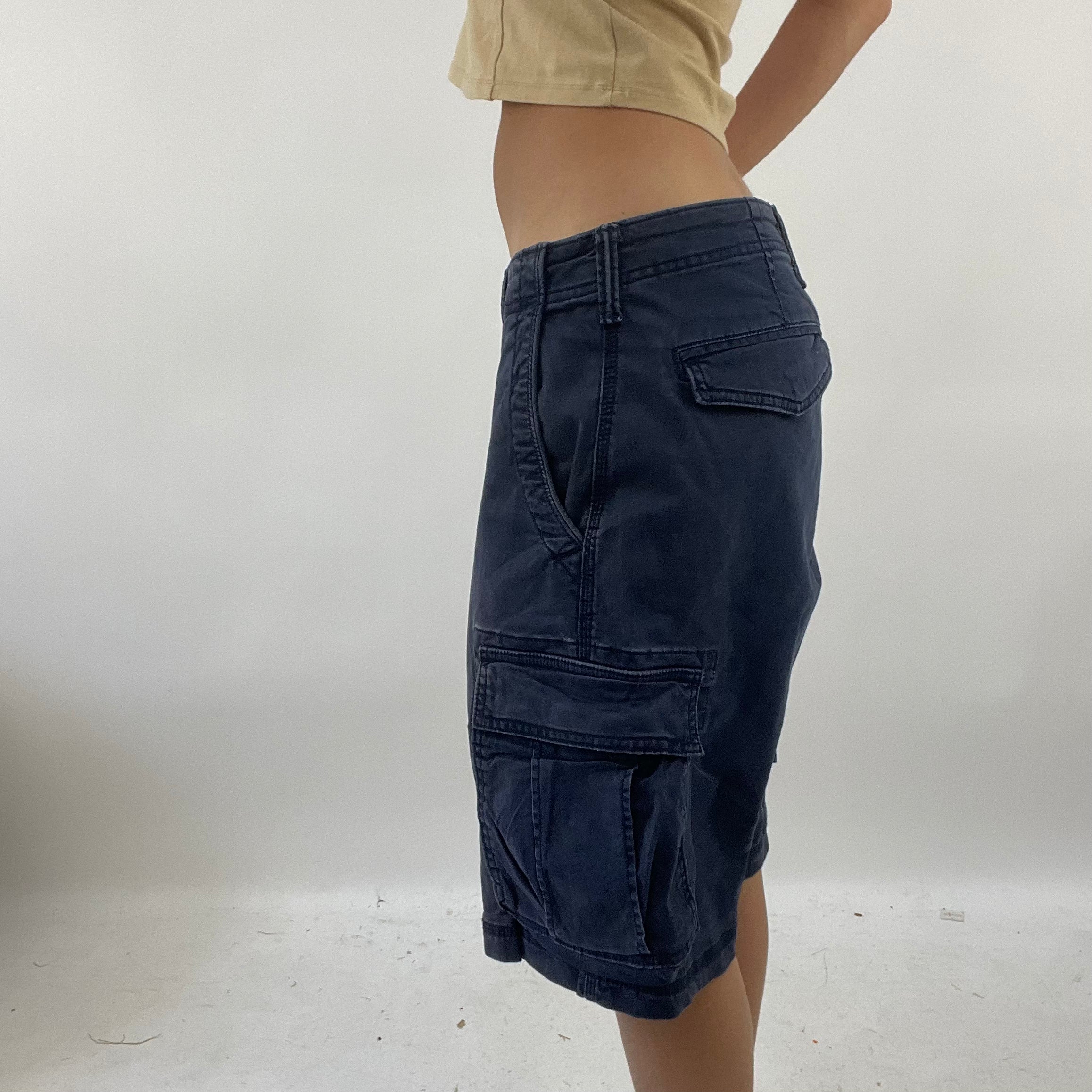 Women's gap shop cargo shorts