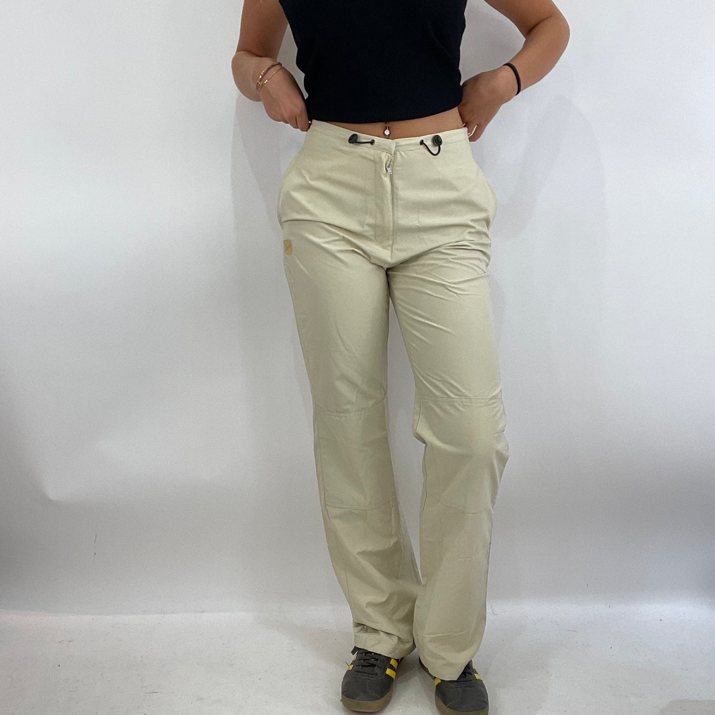 💚 MODEL OFF DUTY DROP | medium puma beige trousers