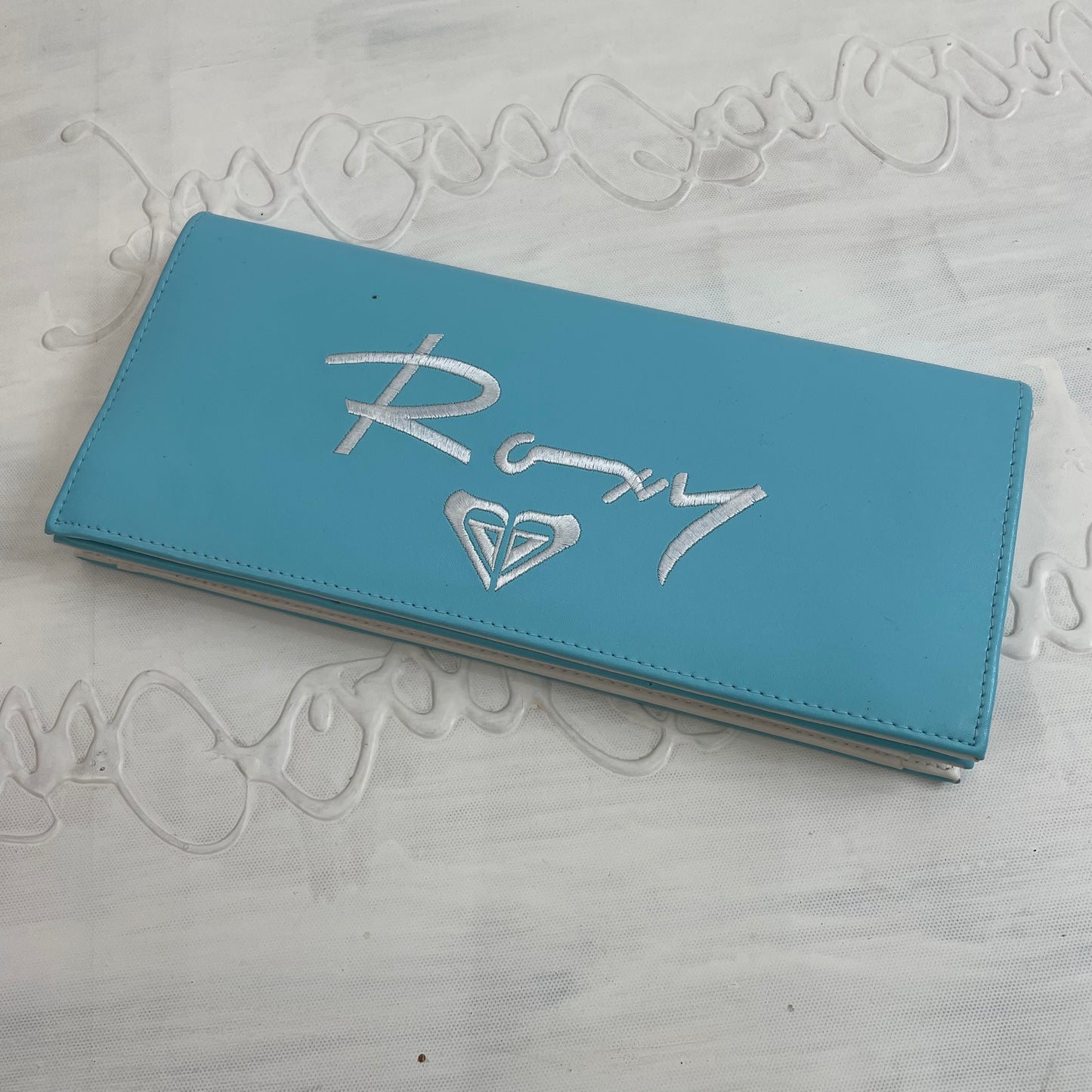 ‼️BARBIE DROP - college barbie | blue and white roxy bag