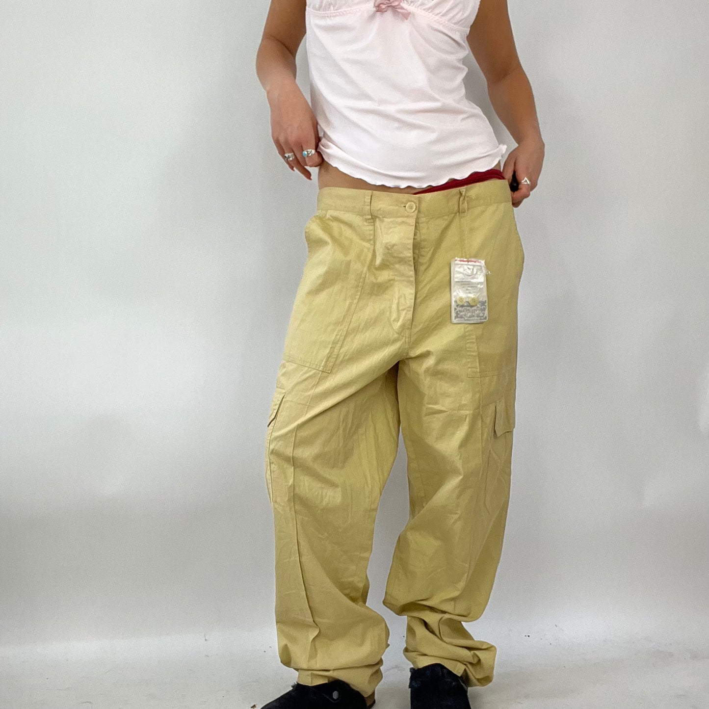 💚 FESTIVAL DROP | large beige cargo trousers
