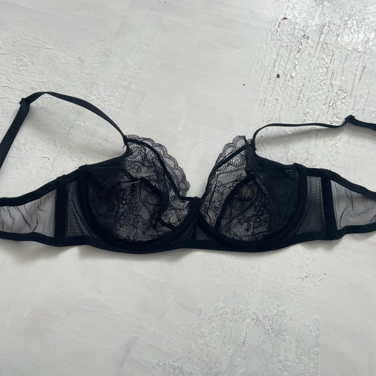 GRUNGE FAIRYCORE DROP | black lace bra - small