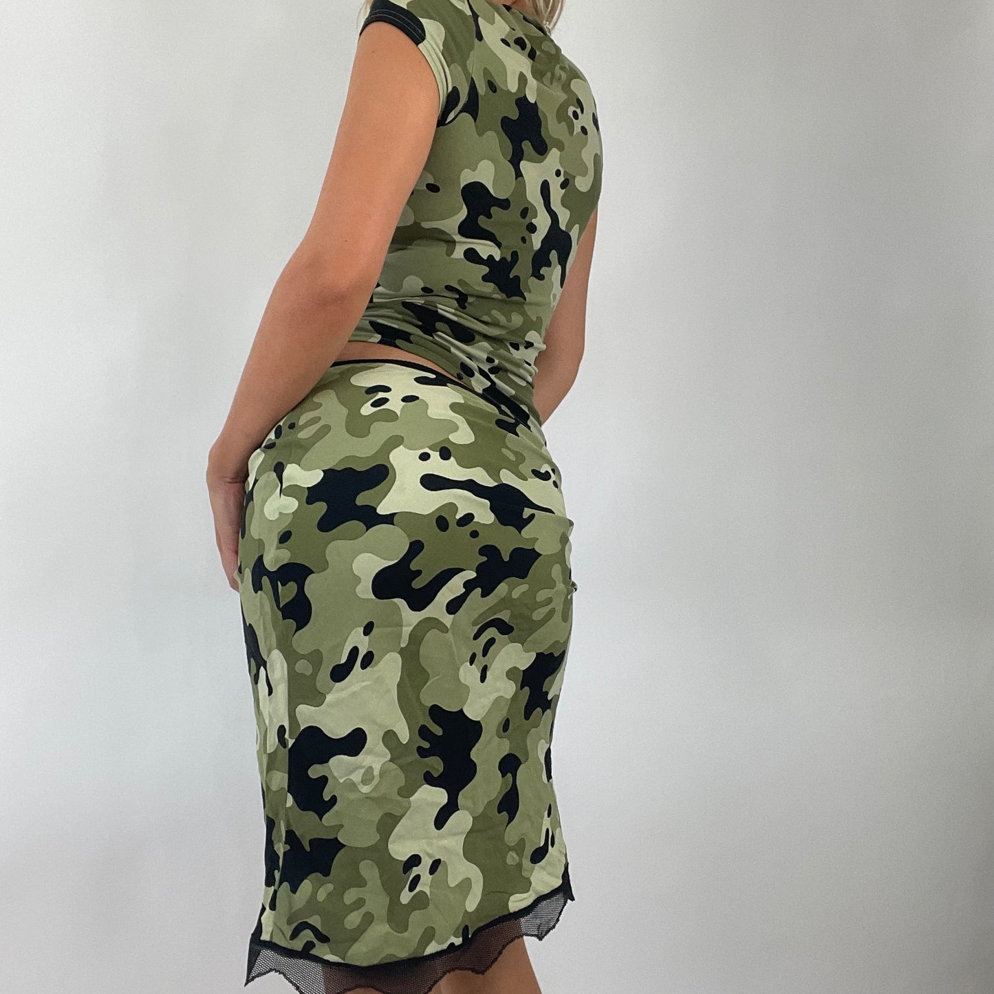 💻 DROP 2 | small camo print army print morgan de toi set - top and skirt