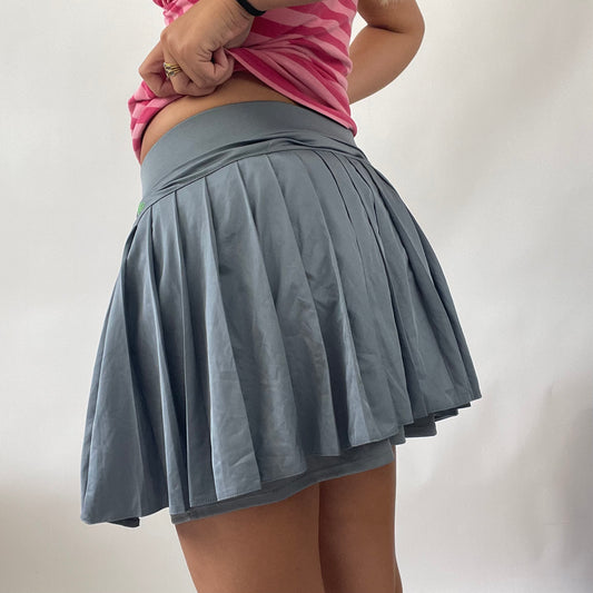 BARBIE DROP - sporty barbie | grey tennis skirt - small
