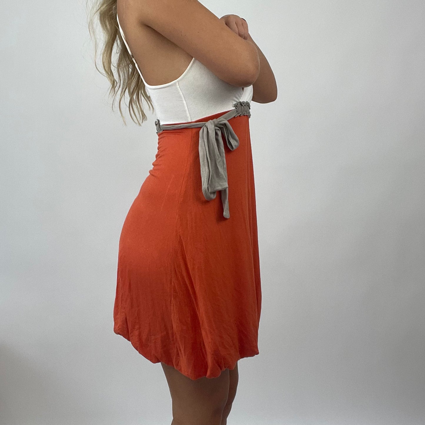 💚 💻 BOAT PARTY DROP | small orange and white tie detail mini dress
