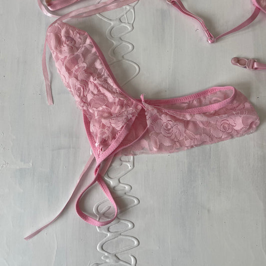 💚 DAINTY DROP | small pink lace lingerie set
