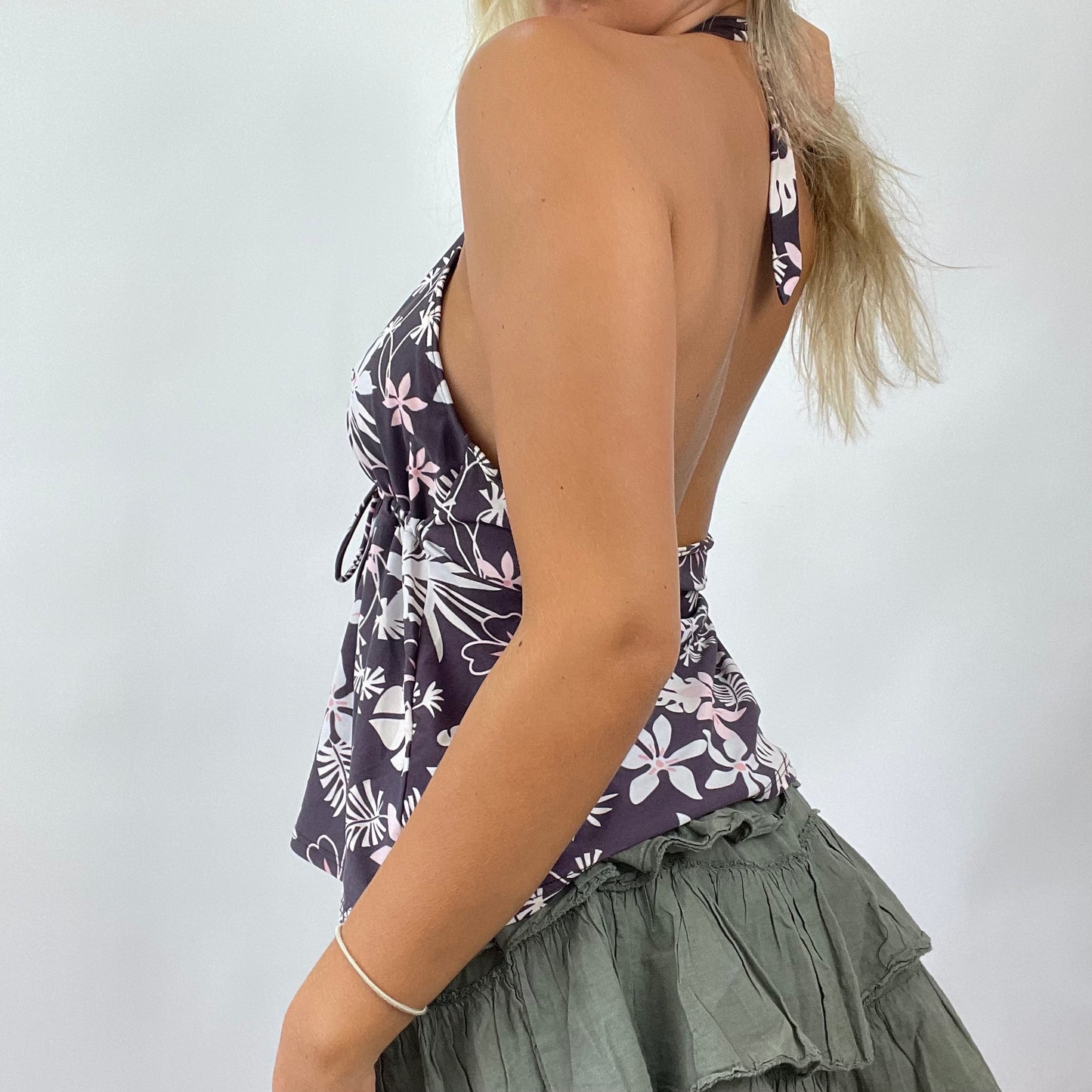 💚 💻 EUROPEAN SUMMER DROP | small purple hibiscus halterneck top