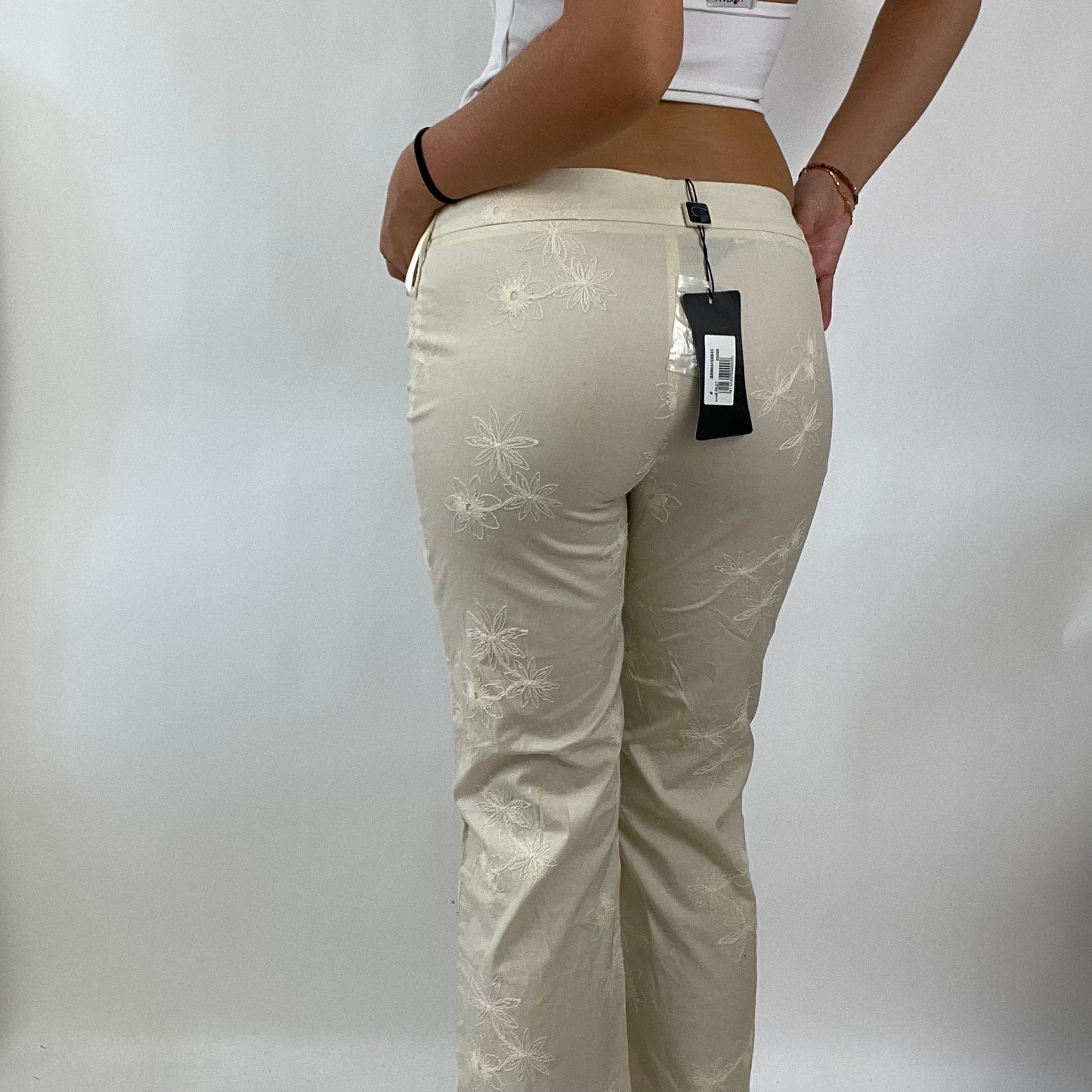 💚 MERMAID CORE DROP | small cream embroidered trousers
