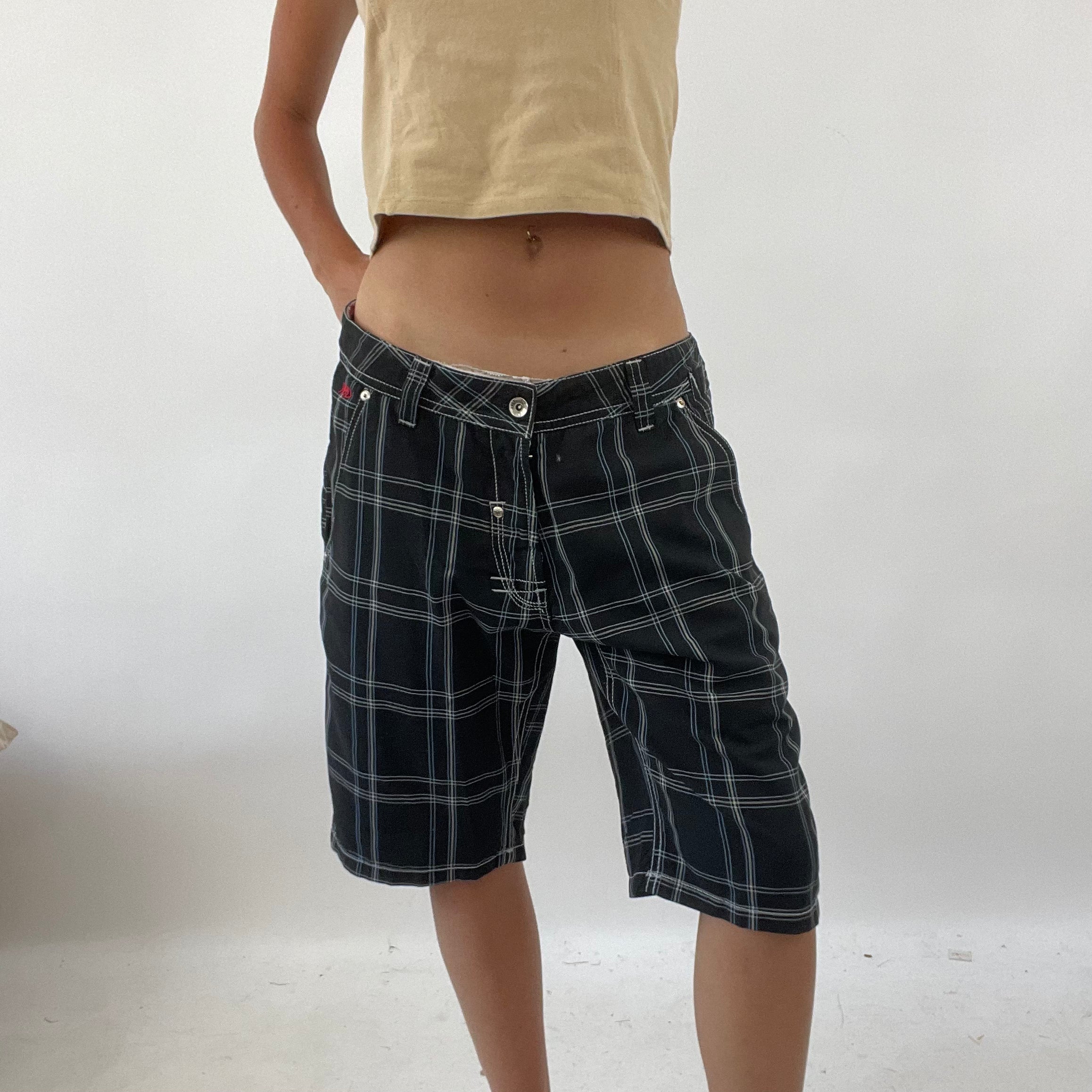 Oversized 2025 cargo shorts