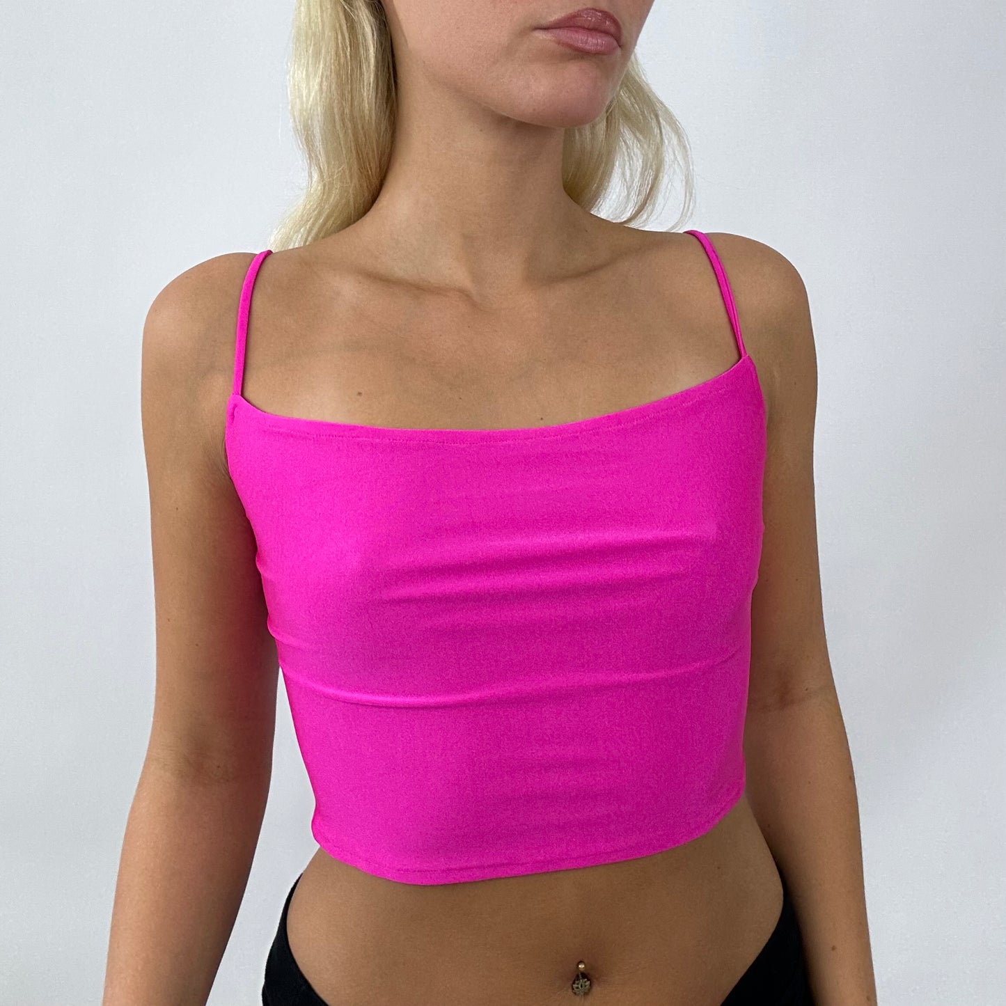 💚 BARBIE DROP - classic barbie | medium hot pink cropped vest