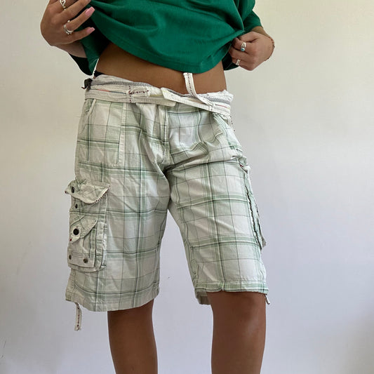 💻EUROPEAN SUMMER DROP | extra large green and white check long shorts / jorts