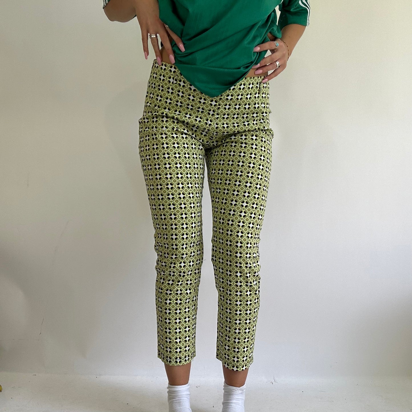 💚 EUROPEAN SUMMER DROP | small green geometric print trousers