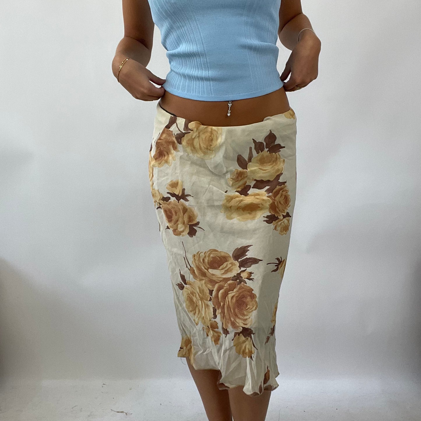 EUROPEAN SUMMER DROP small beige floral midi skirt remass
