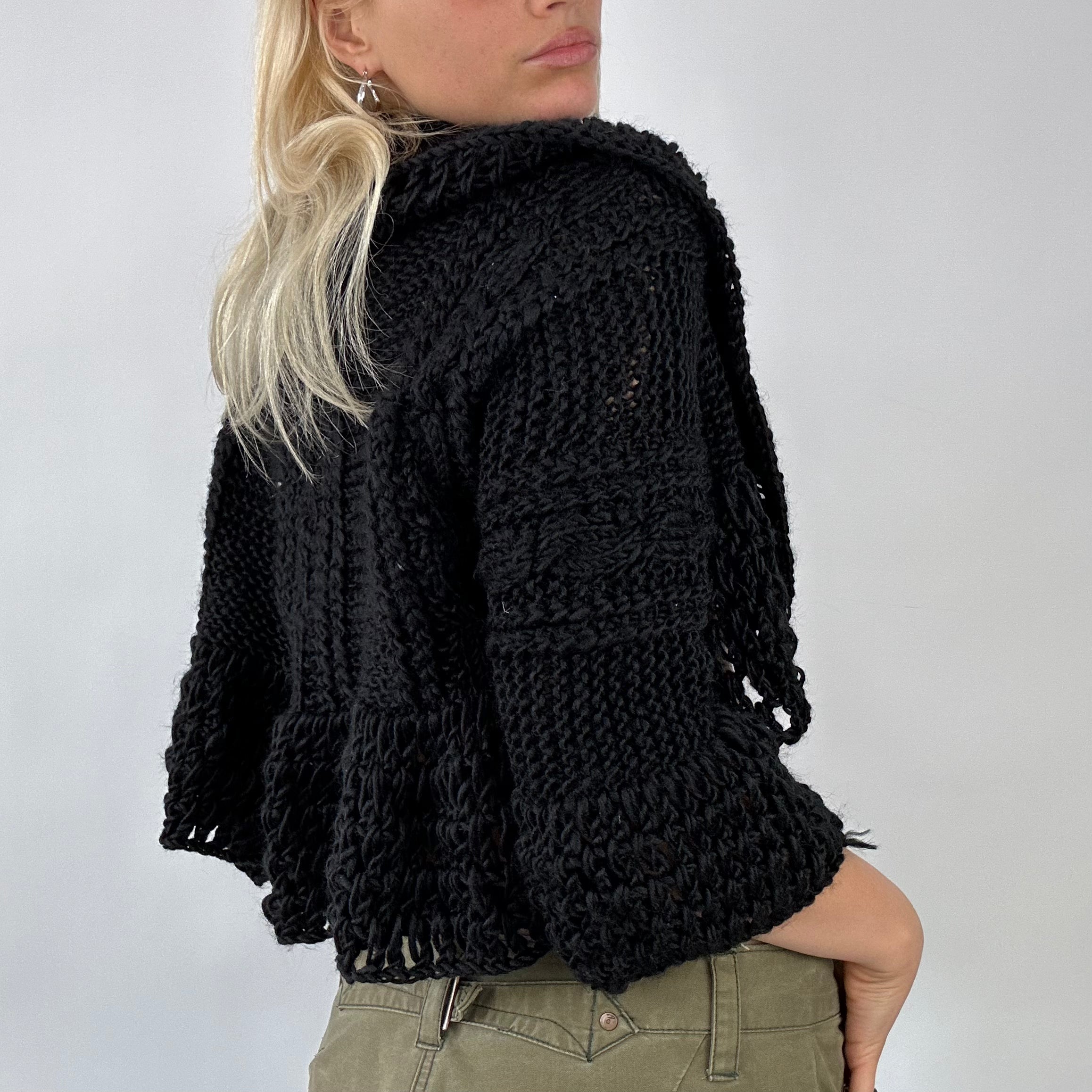 DAINTY DROP small chunky black knitted cardigan