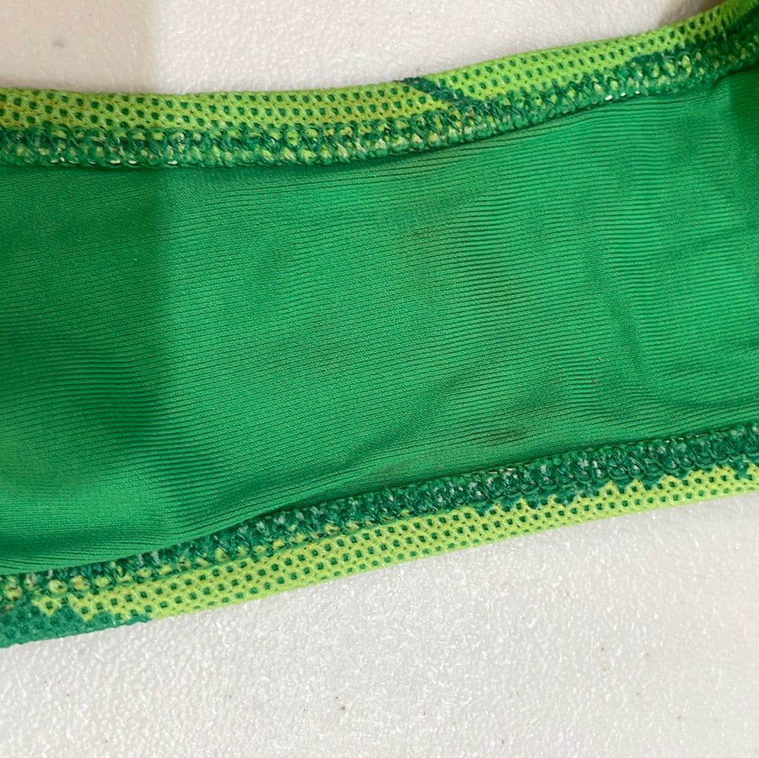BOAT PARTY DROP | small green bikini set with mesh patterned bottoms