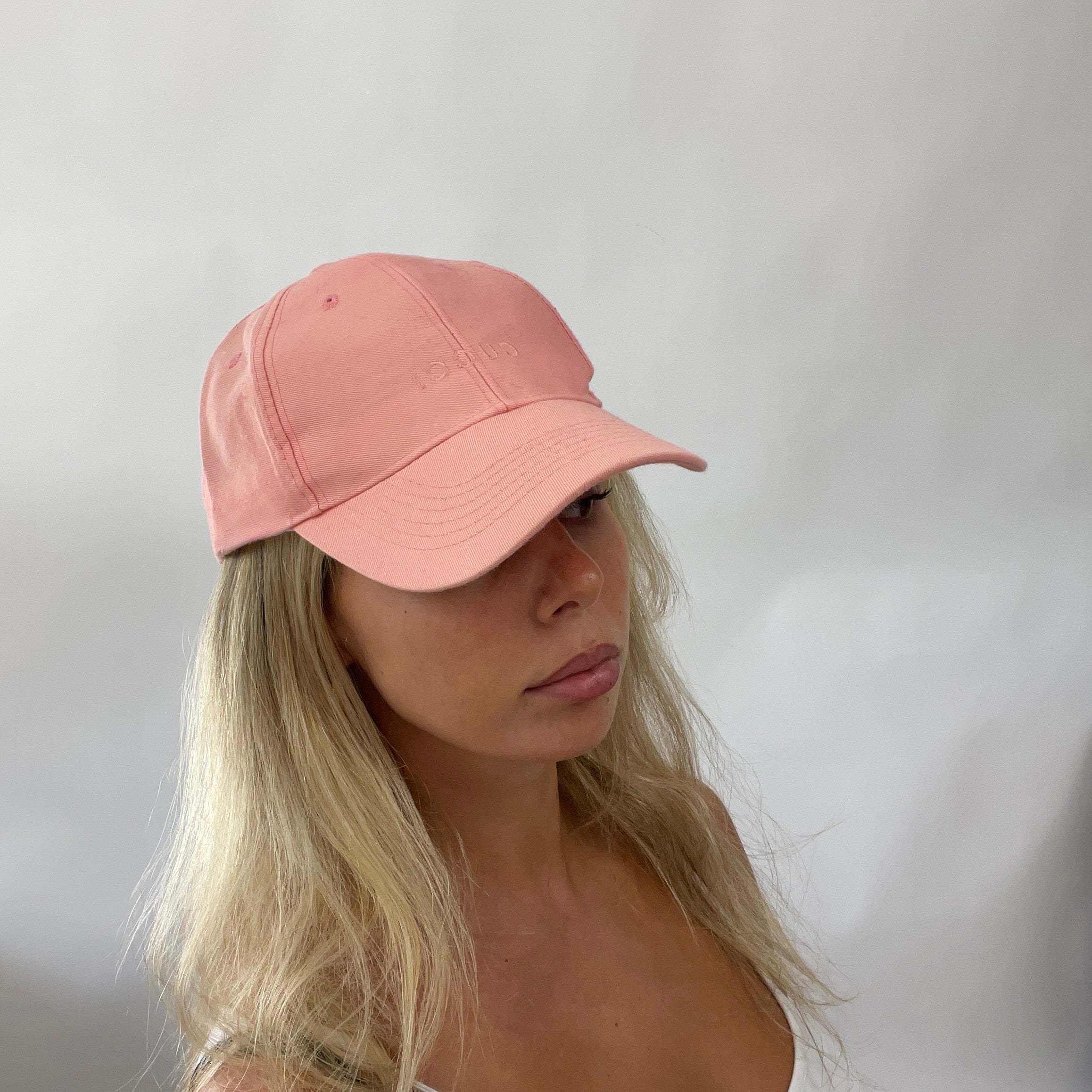 Pink gucci on sale baseball hat