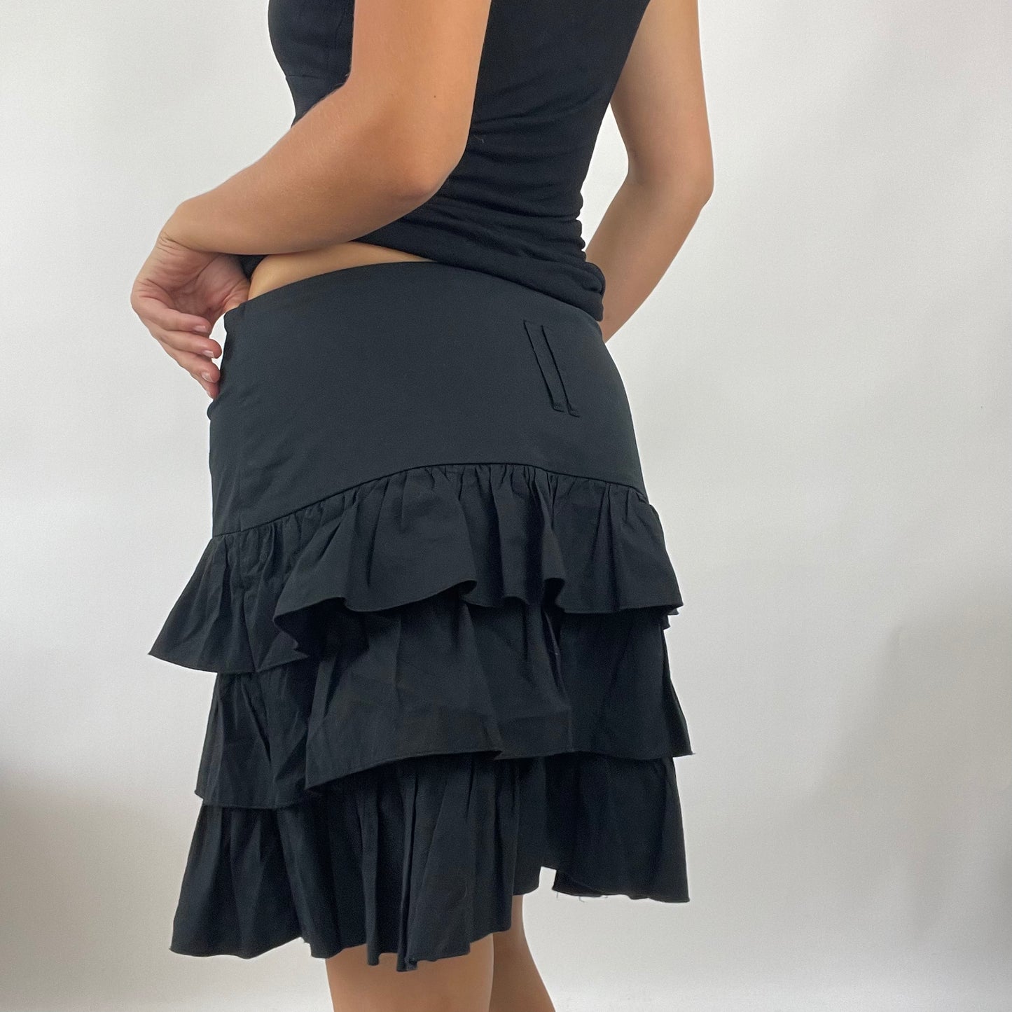 GRUNGE FAIRYCORE DROP | black ruffle skirt - small