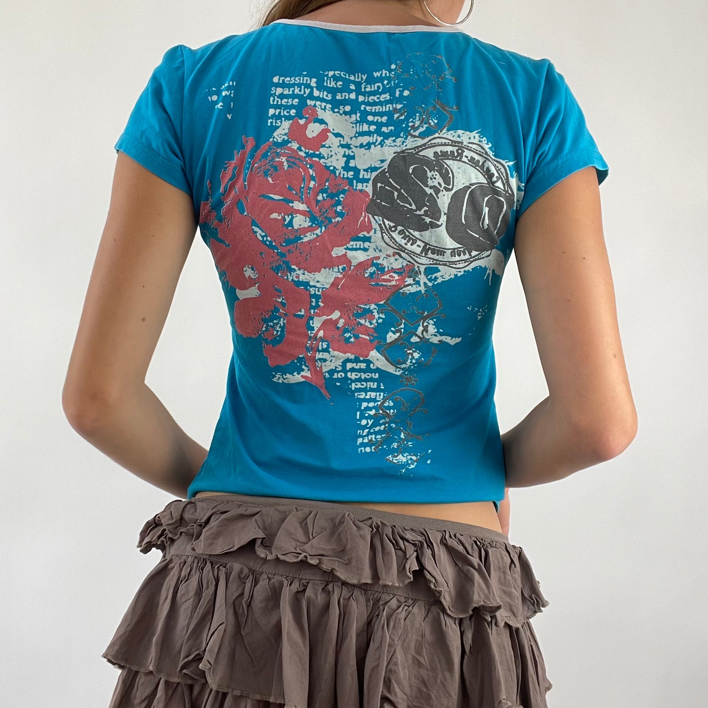 SUMMER ‘IT GIRL’ DROP | blue graphic baby t - size S