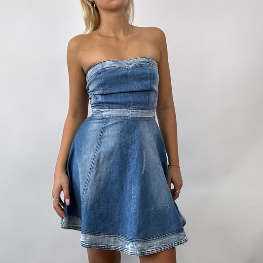 💚 💻 BARBIE DROP - double denim barbie | small / medium light wash strapless denim dress