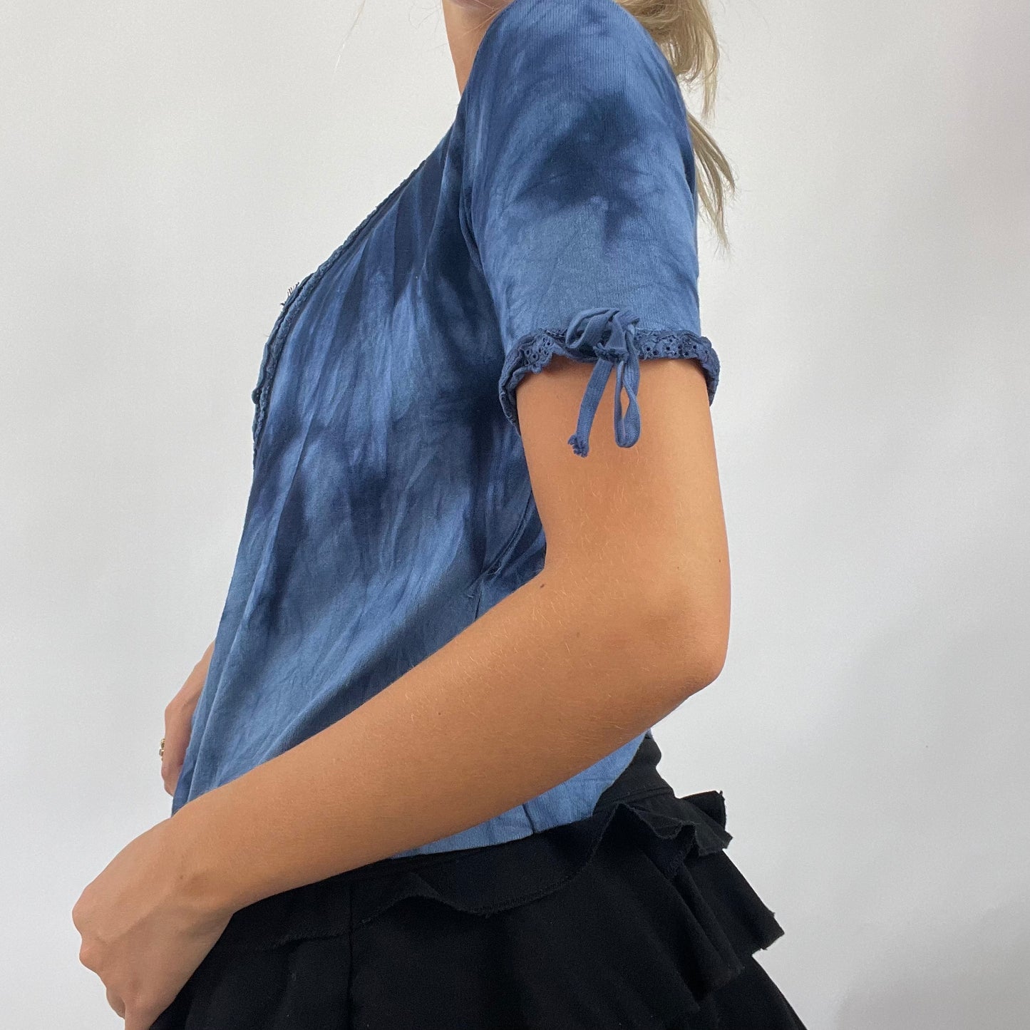 GRUNGE FAIRYCORE DROP | small blue tie dye tie up top