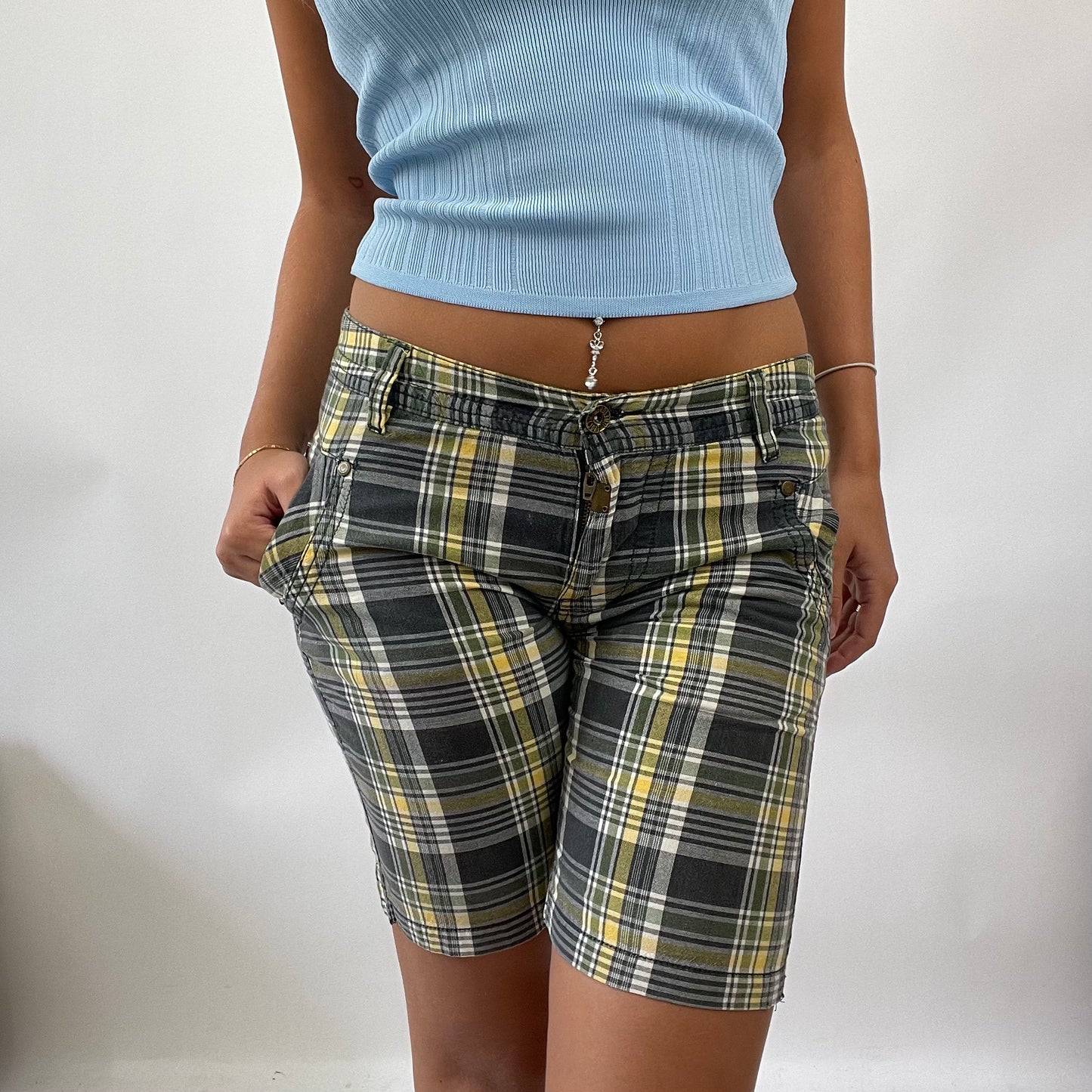 💚 EUROPEAN SUMMER DROP | small yellow/green checked shorts