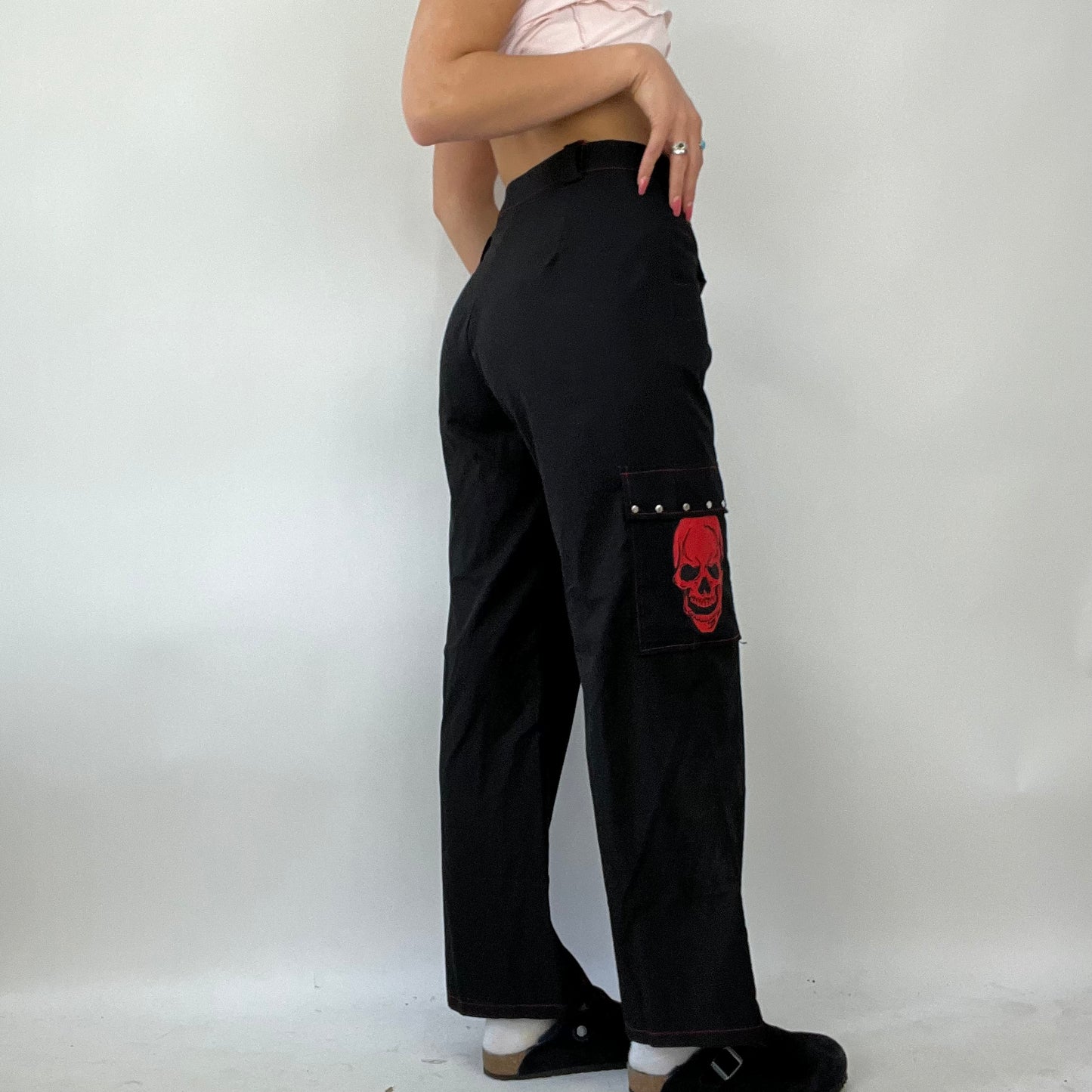 💚 FESTIVAL DROP | large black cargo trousers with red skull detail