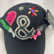 MISS remass DROP | article: casquette · détails: sequins + d&g
