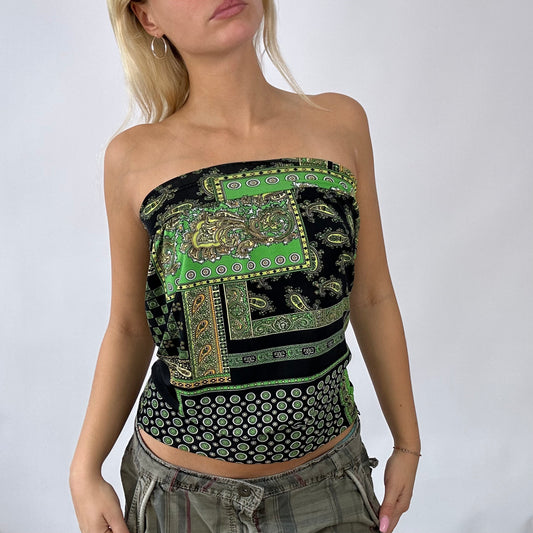 💚 💻EUROPEAN SUMMER DROP | medium green and black graphic top