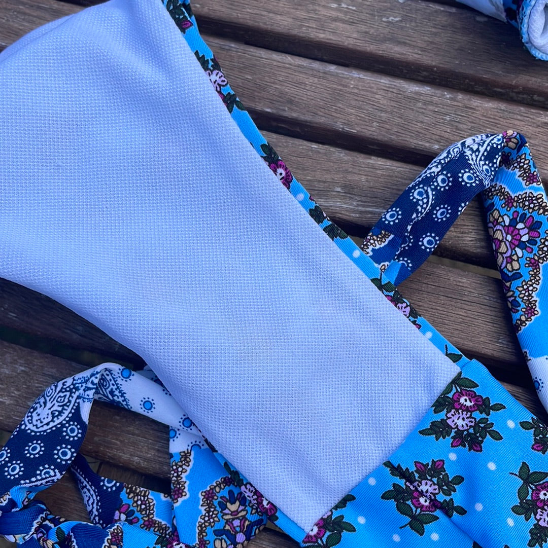 DAINTY DROP | blue patterned bikini set - small