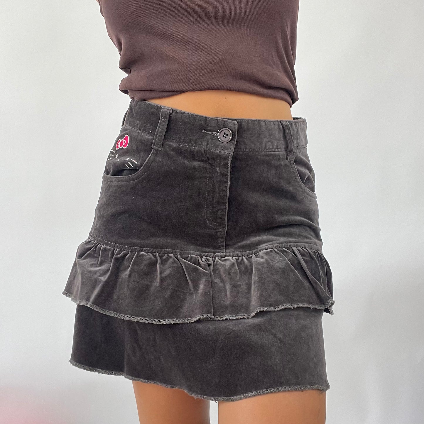 TROPICAL GIRL DROP | velvet frill skirt with hello kitty graphic - medium