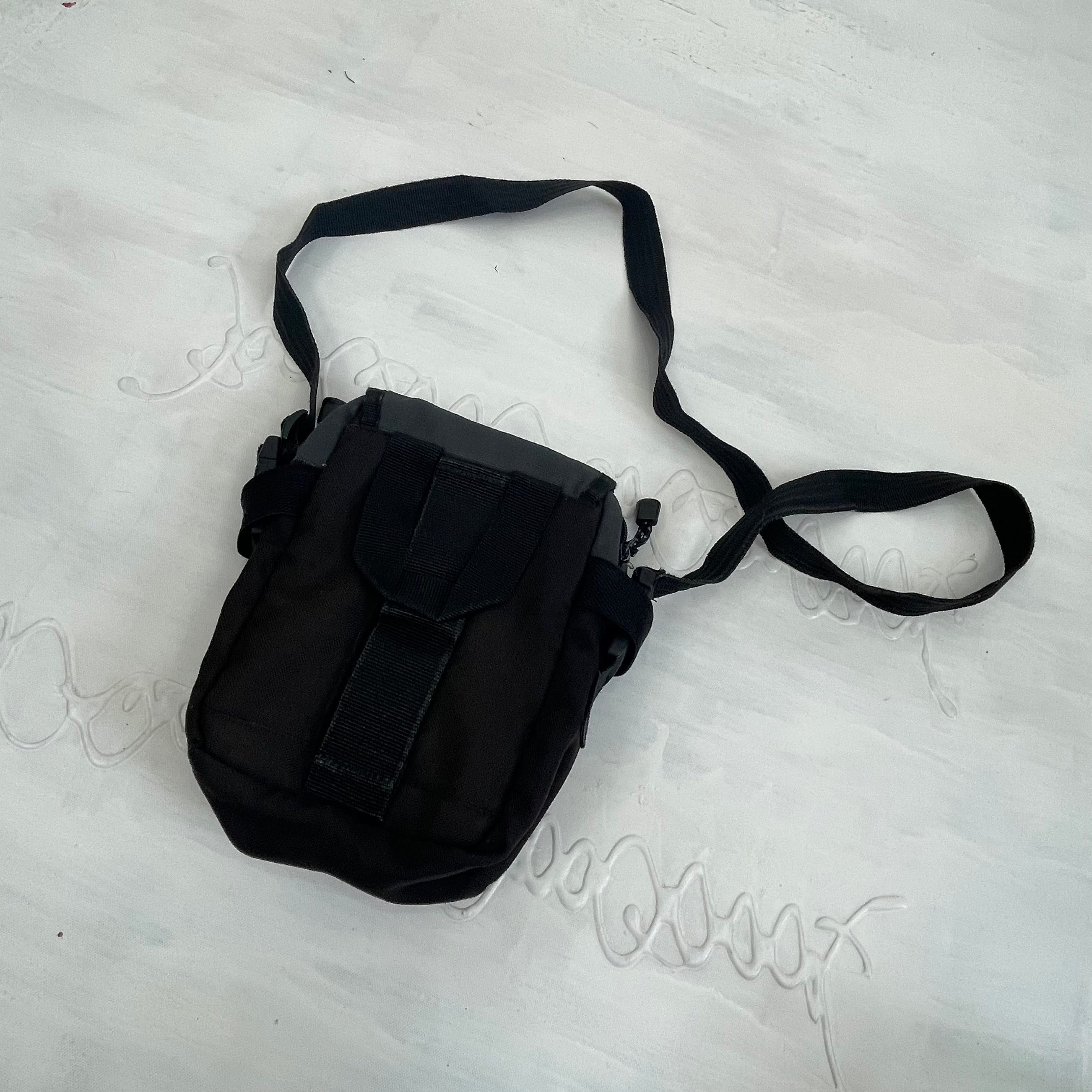 EUROPEAN SUMMER DROP green black crossbody bag