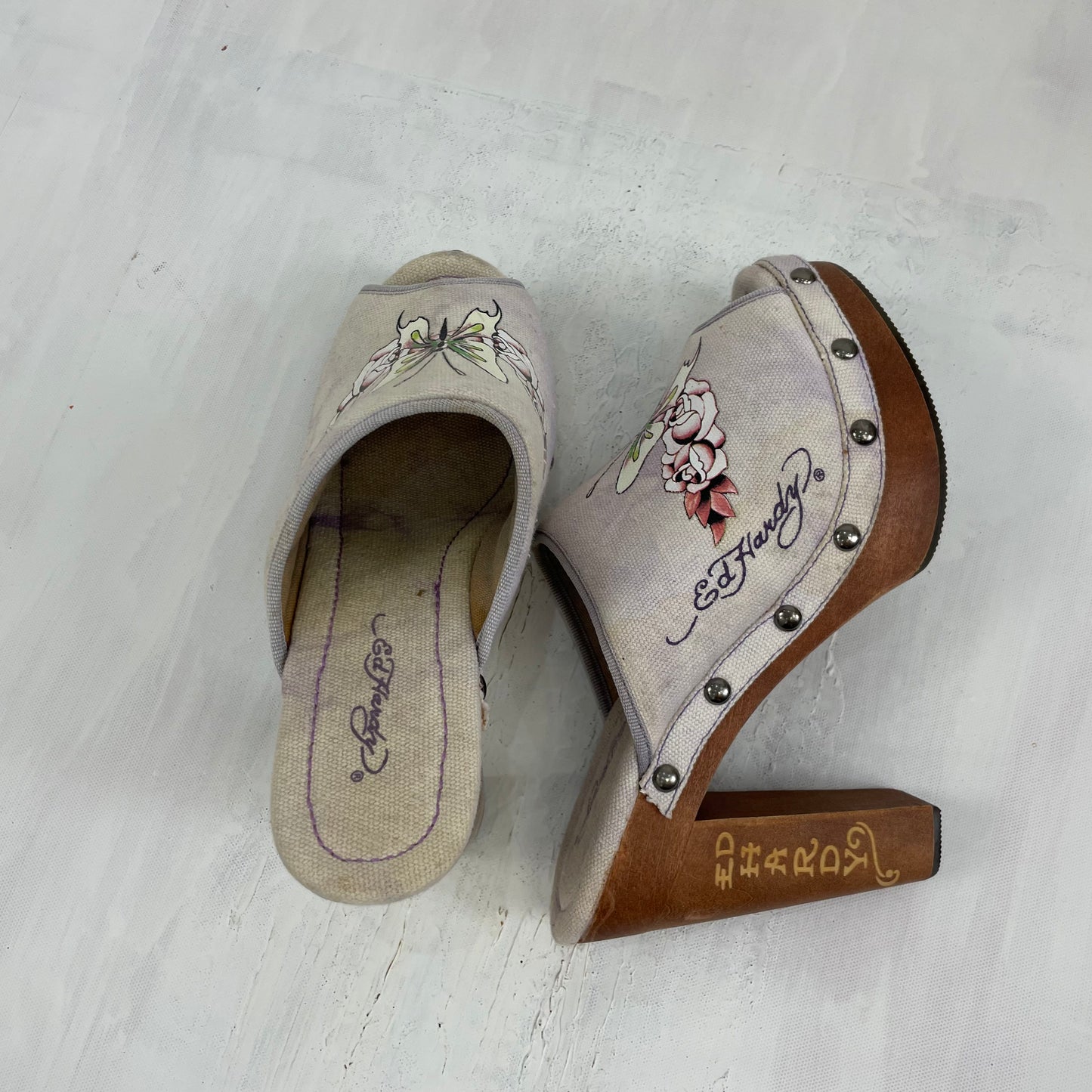 ⭐️DROP 5 | size 3 wooden chunky ed hardy heels