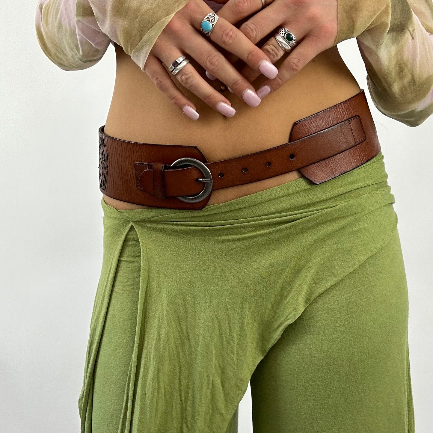 BOHO GIRL DROP | brown cutout belt