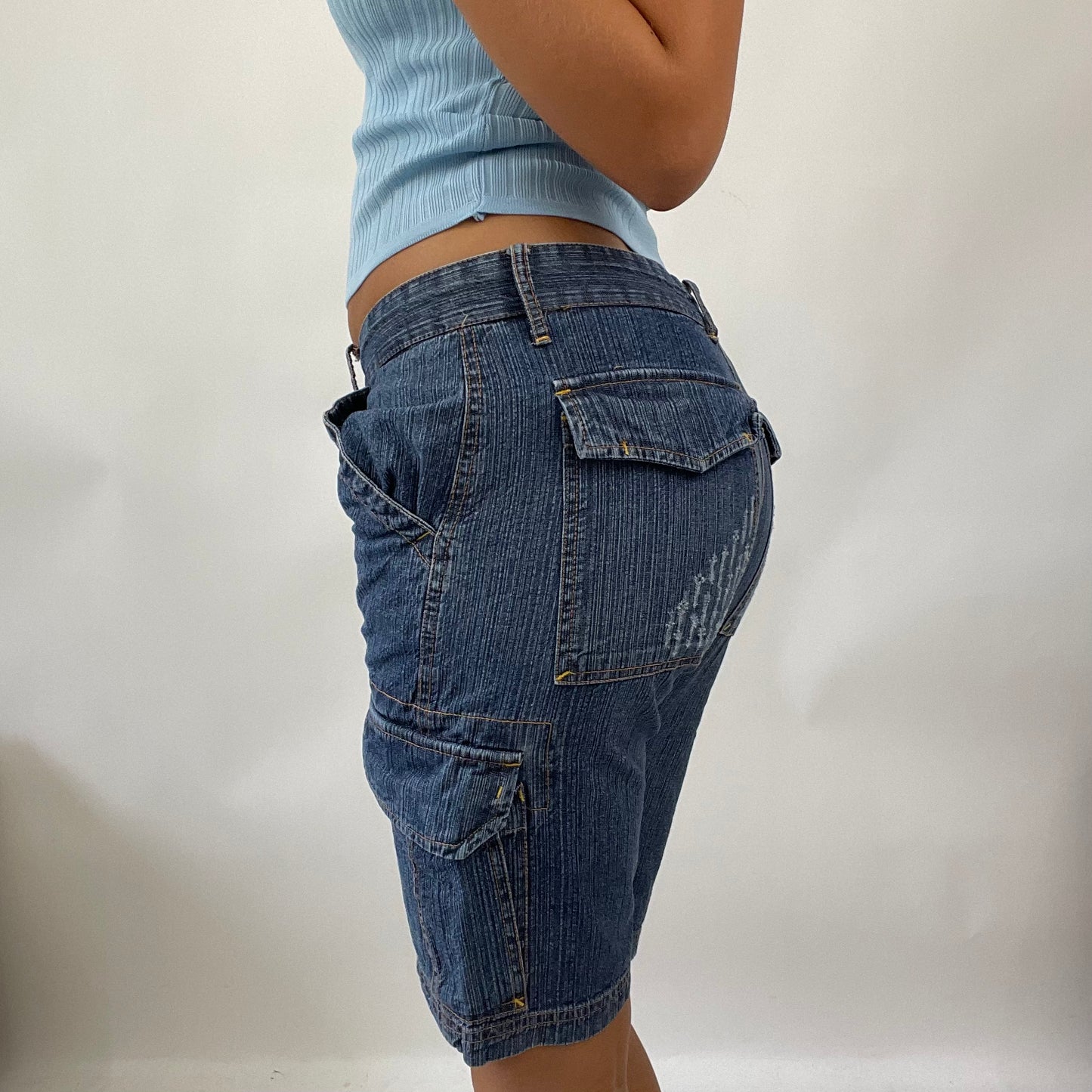 EUROPEAN SUMMER DROP small blue denim jorts remass