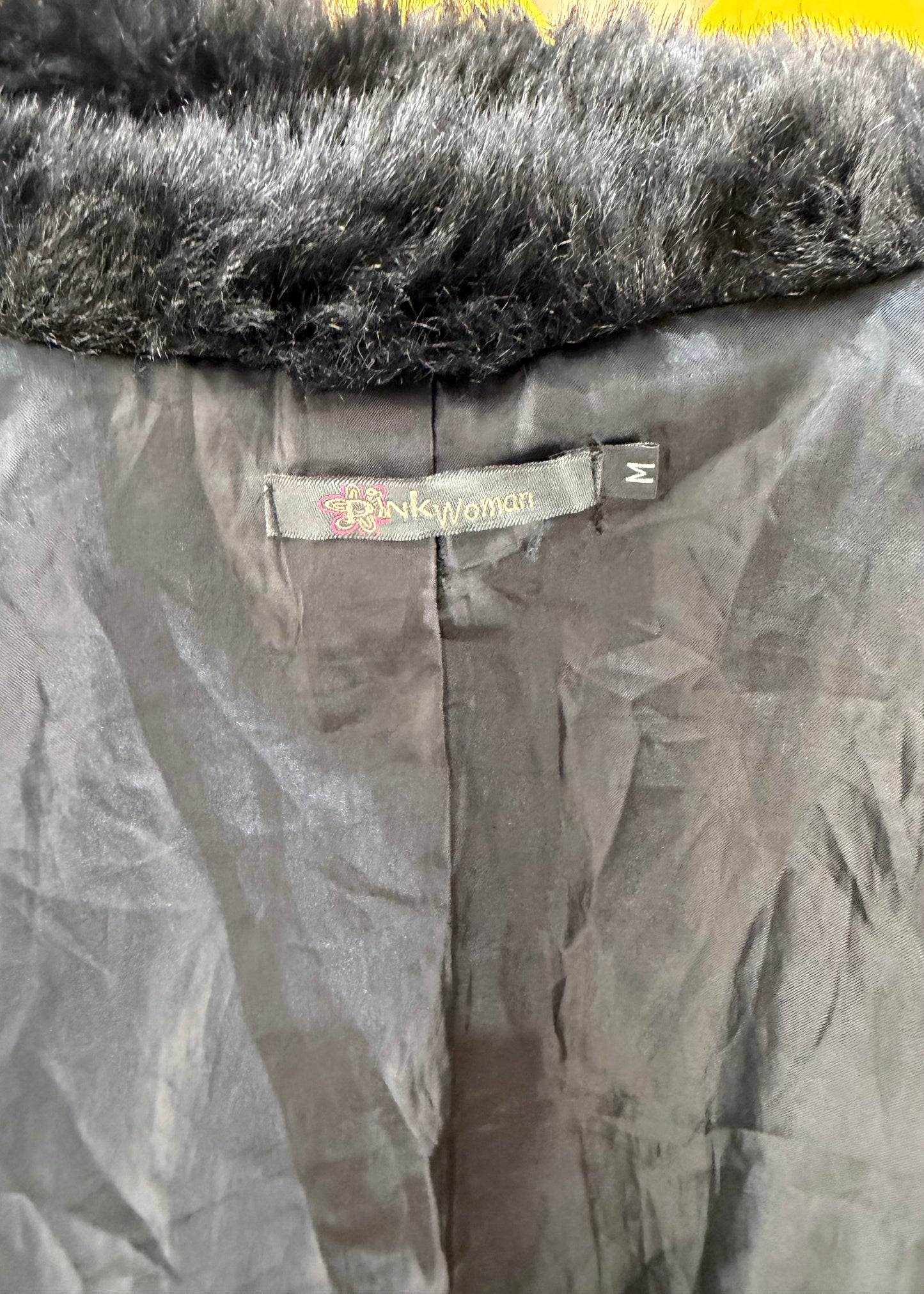 medium black pink woman faux fur zip jacket - image 8