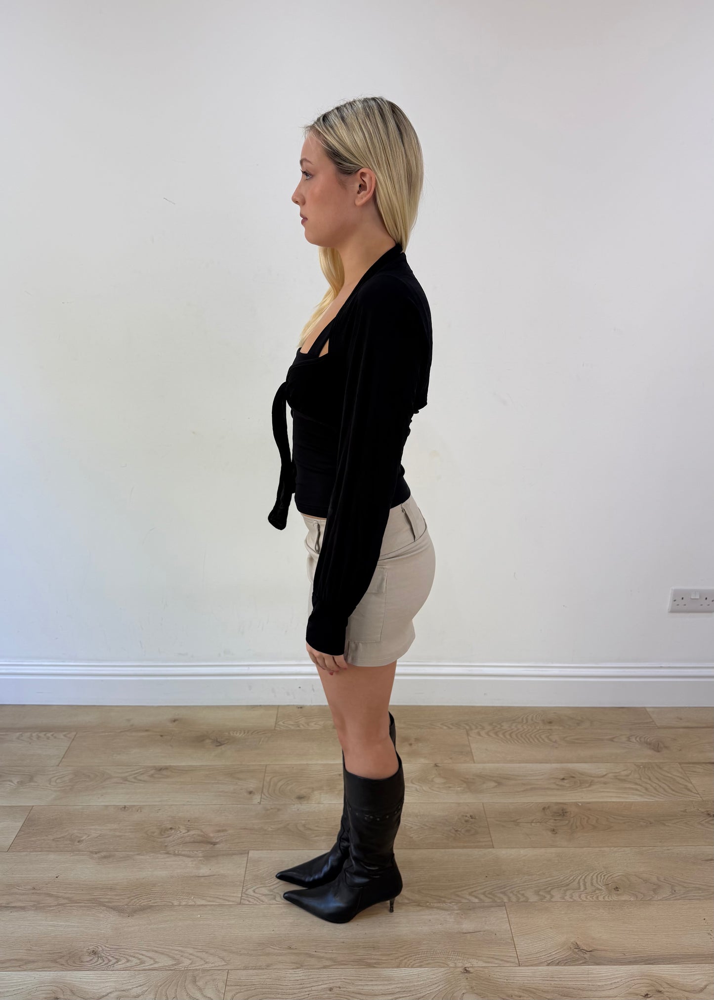 medium black long sleeve bolero cardigan side