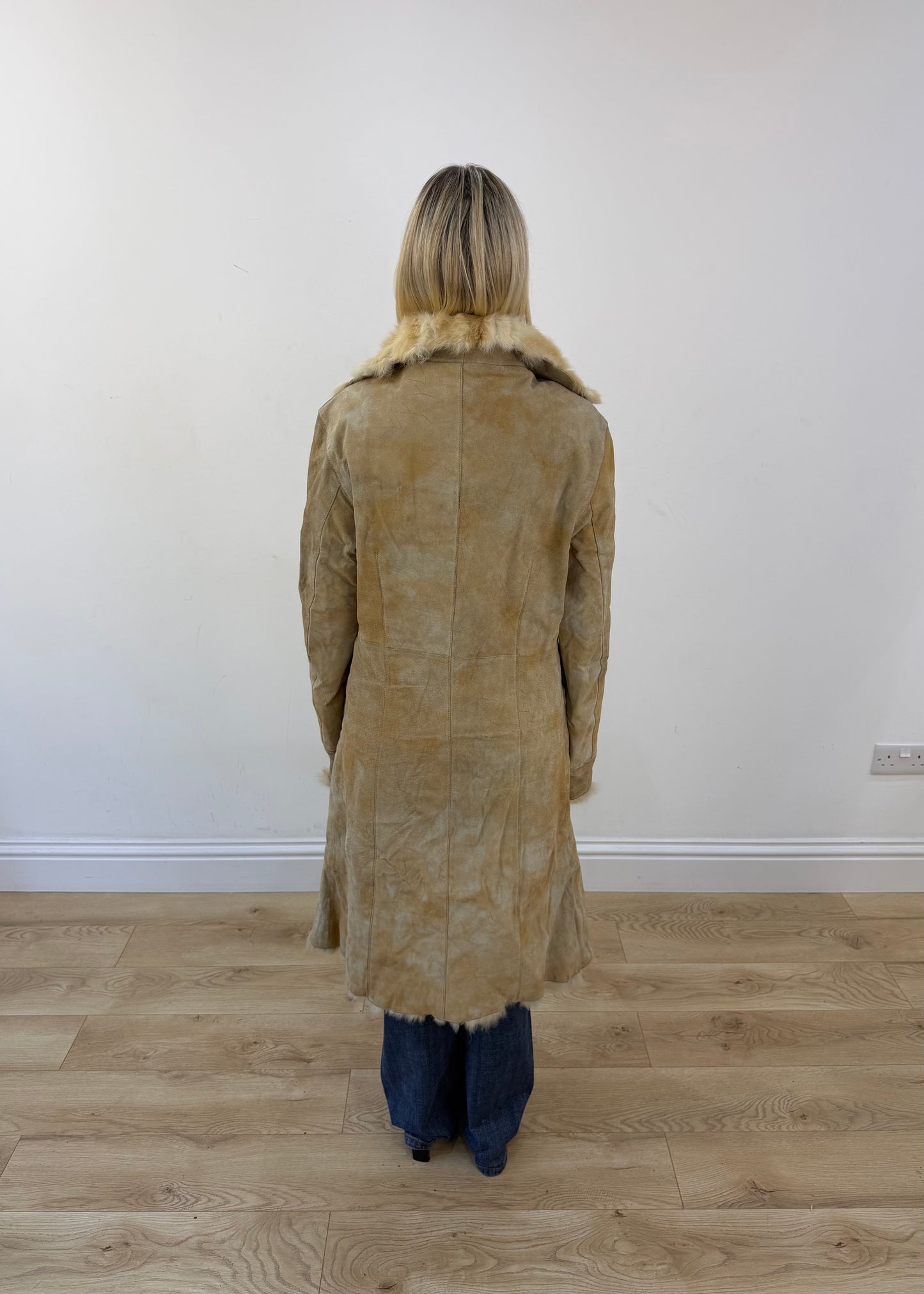large beige i-ket long shearling style coat 7