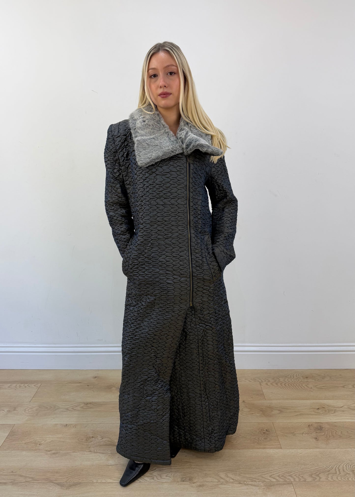 medium dark grey iron textured long coat with contrast collar 3
