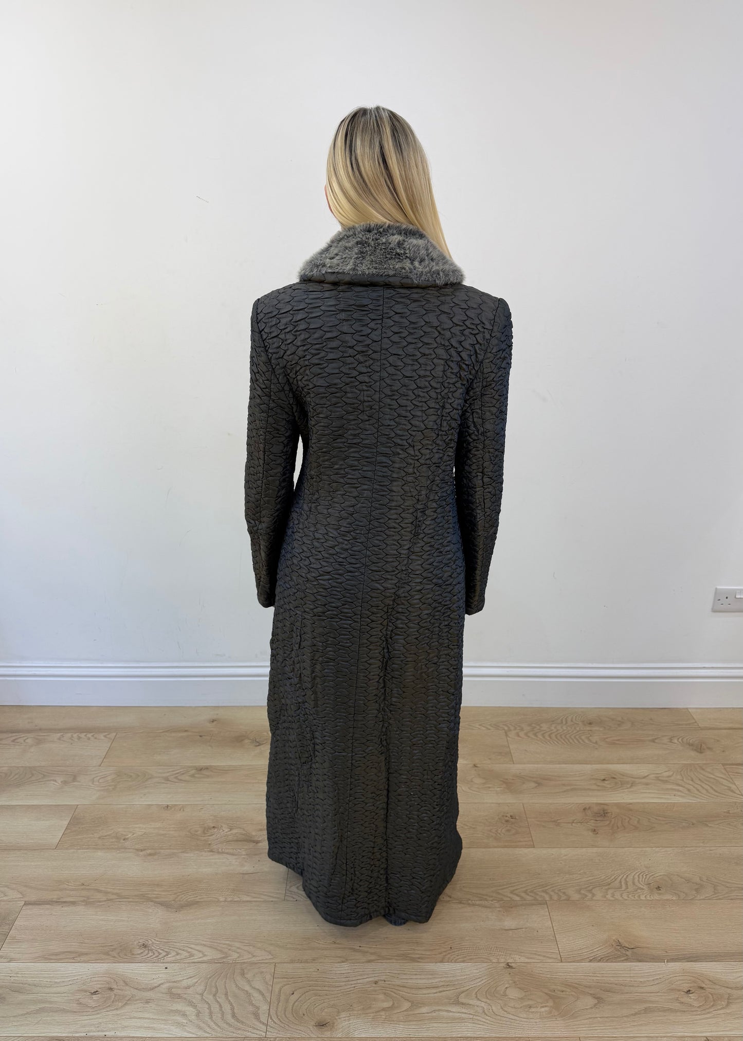 medium dark grey iron textured long coat with contrast collar 7