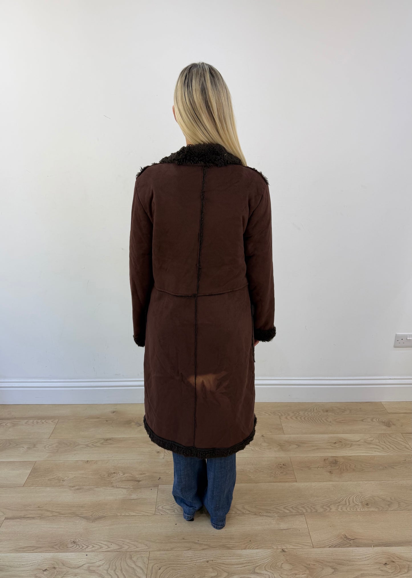 medium brown fra.me long coat with faux fur trim 7