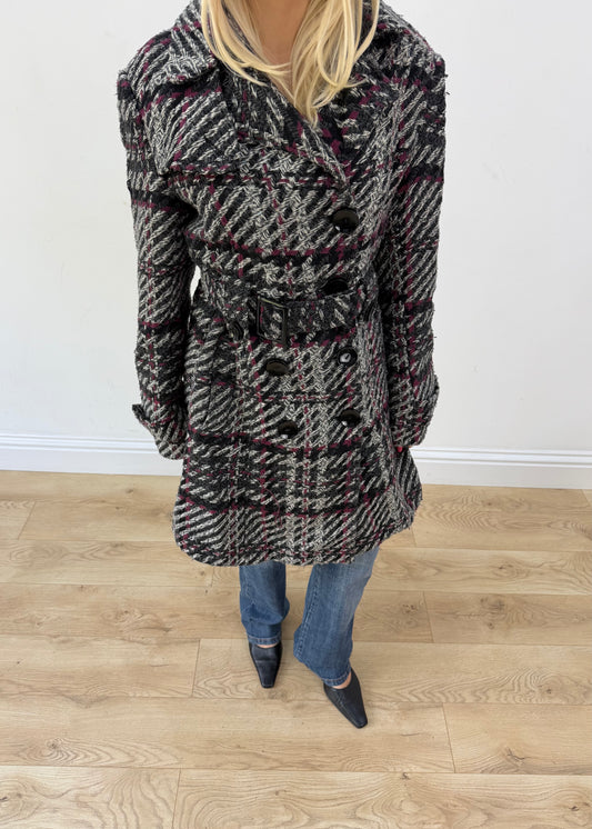 medium black and white orsay patterned belted coat image 2