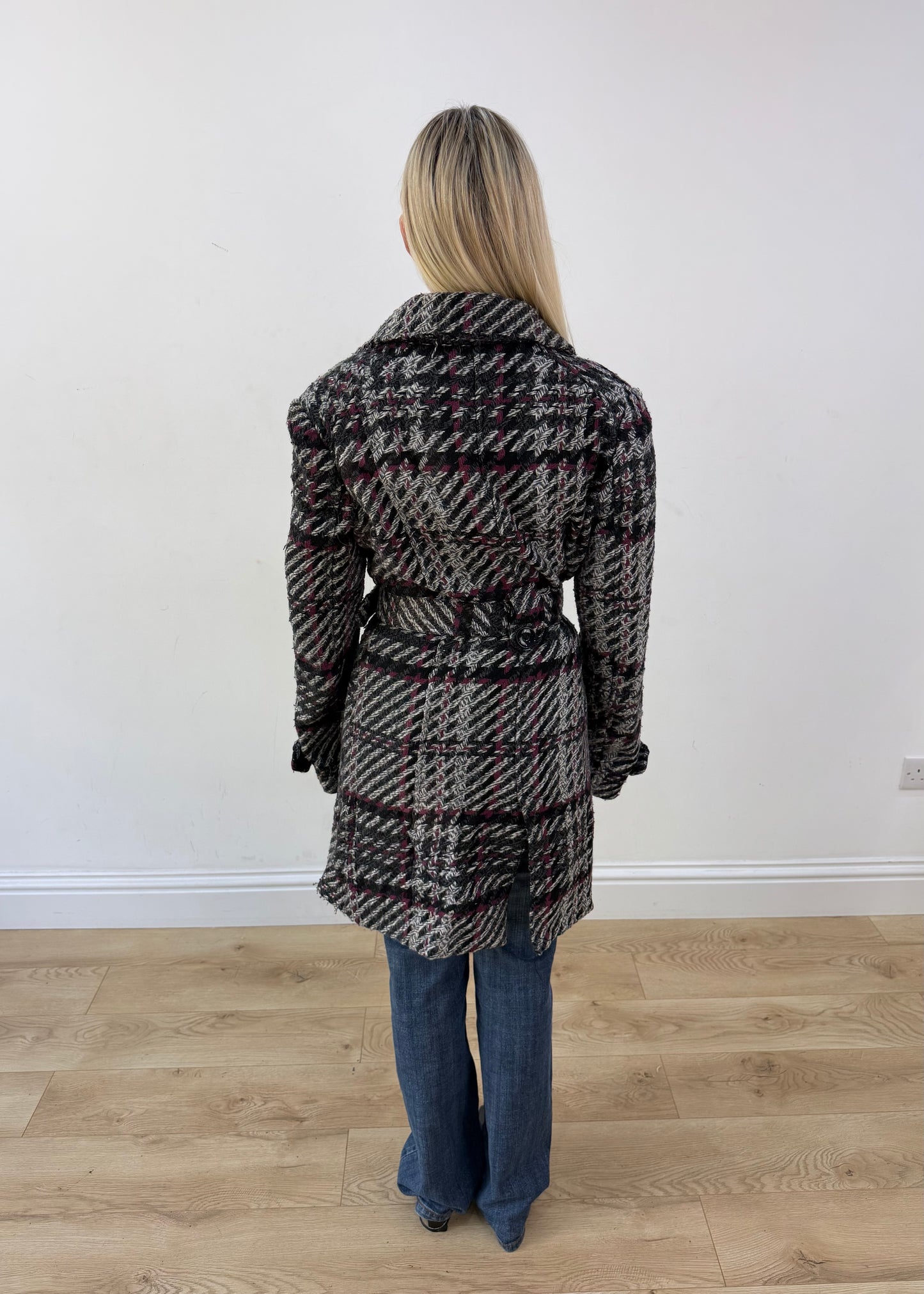 medium black and white orsay patterned belted coat image 6