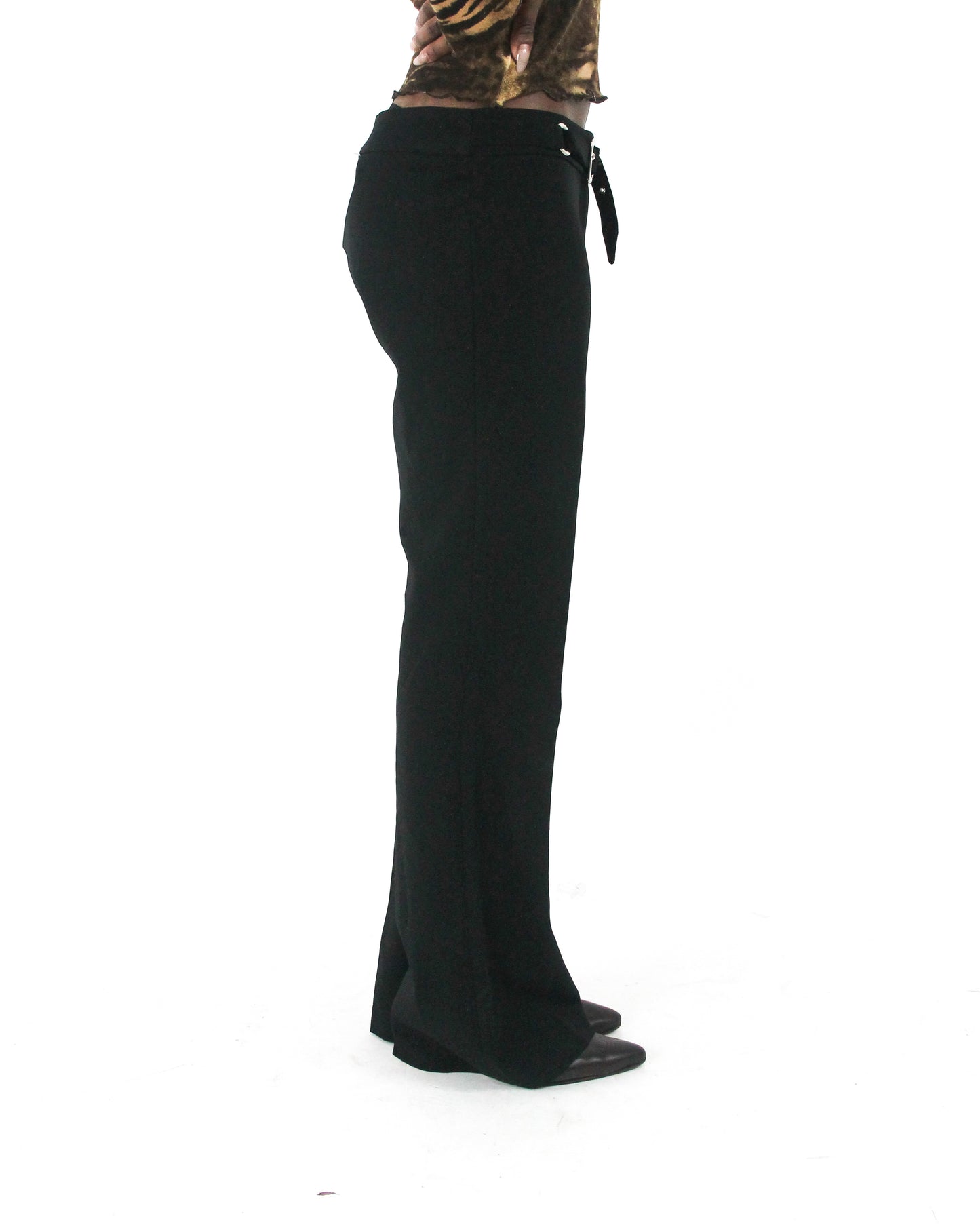 office siren | small black buckle-belt flared trousers — final ecom crop