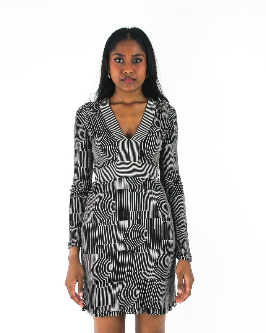 office siren | small custo barcelona grey graphic dress — final ecom crop