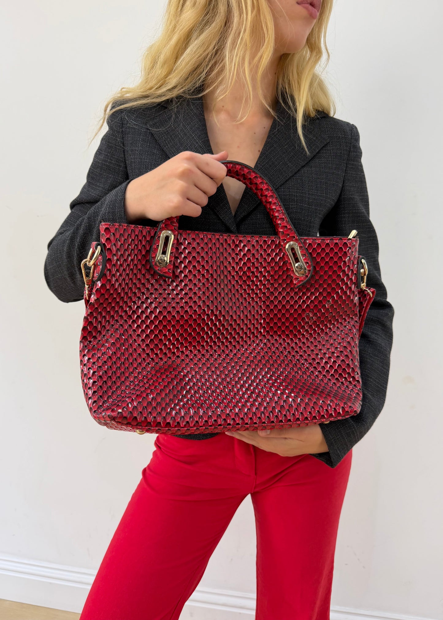 one size red woven-effect structured handbag — photographed on Lily