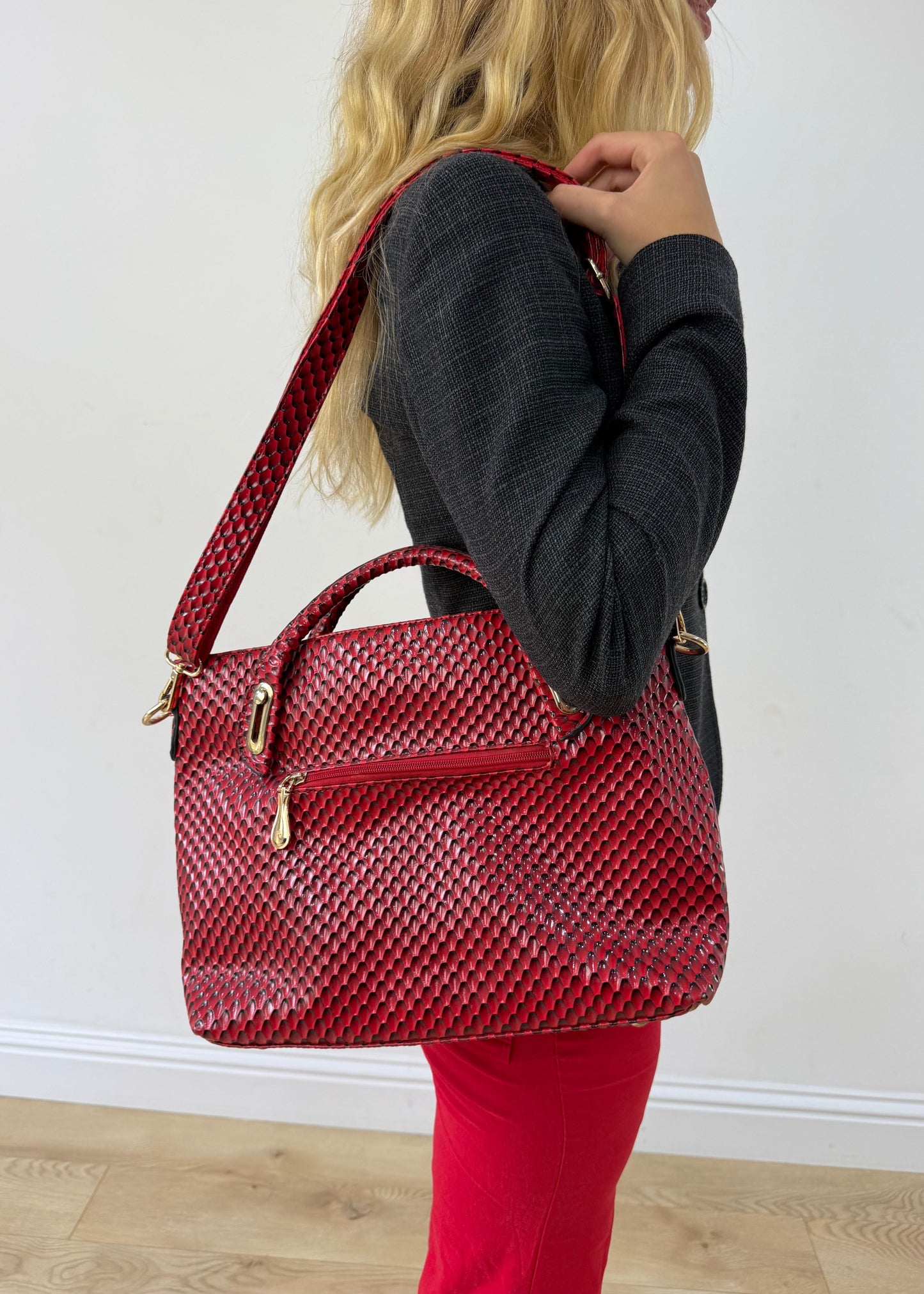 one size red woven-effect structured handbag — photographed on Lily