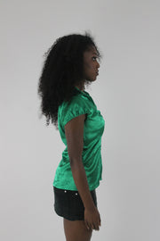 alternate-side view of emerald green satin-effect fitted short-sleeve shirt