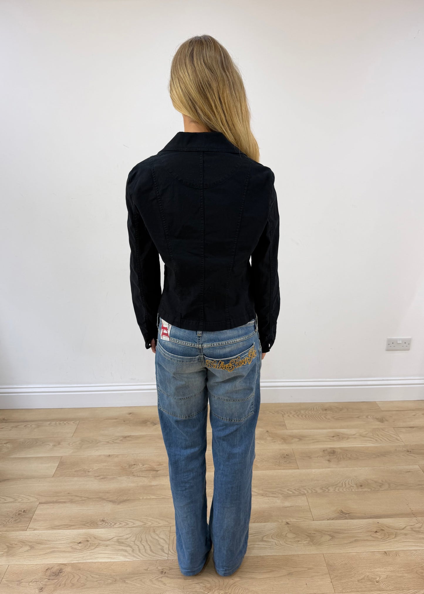 small black benetton fitted blazer image 6